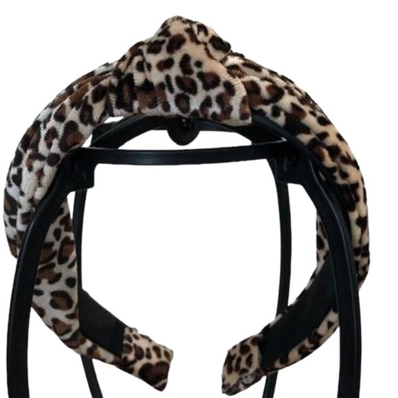 Velveteen Leopard Print Headband - Picture 3 of 6
